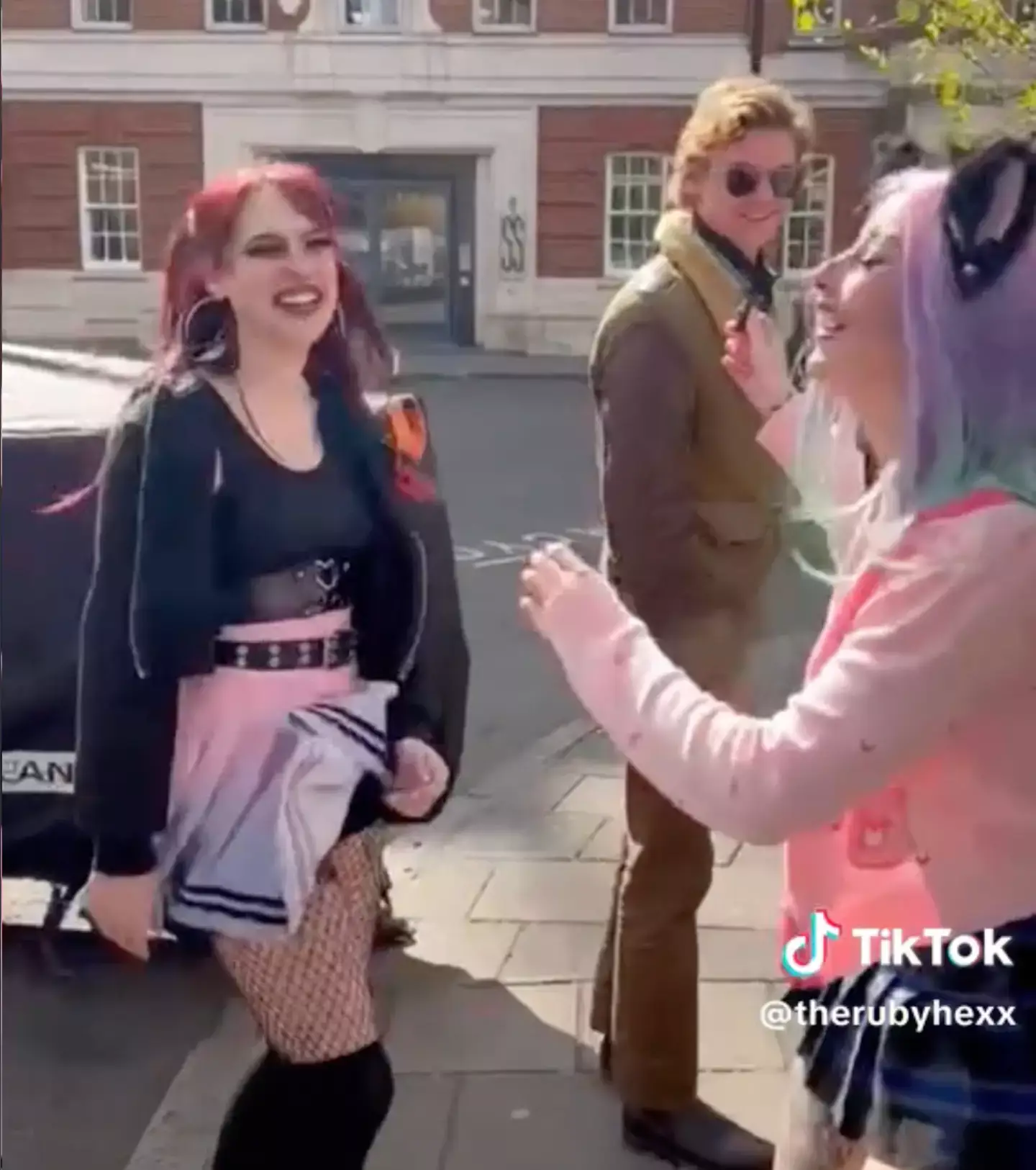 At first, the women had no idea. (TikTok/@therubyhexx)