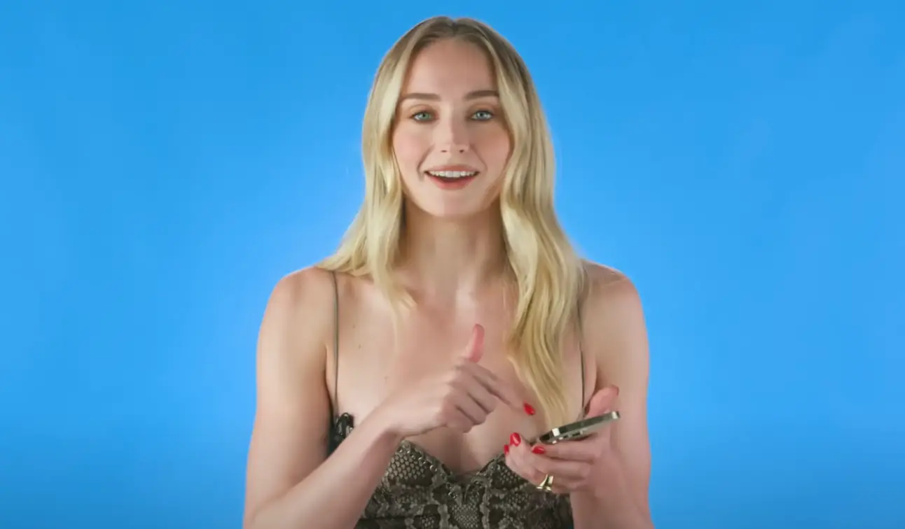 Turner admitted that she likes to ghost people when it comes to dating (YouTube/BuzzFeed Celeb)