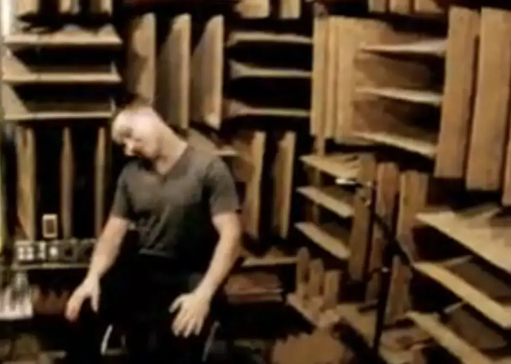 People that have attempted to sit in the room for long periods of time have struggled (ScienceDuude)