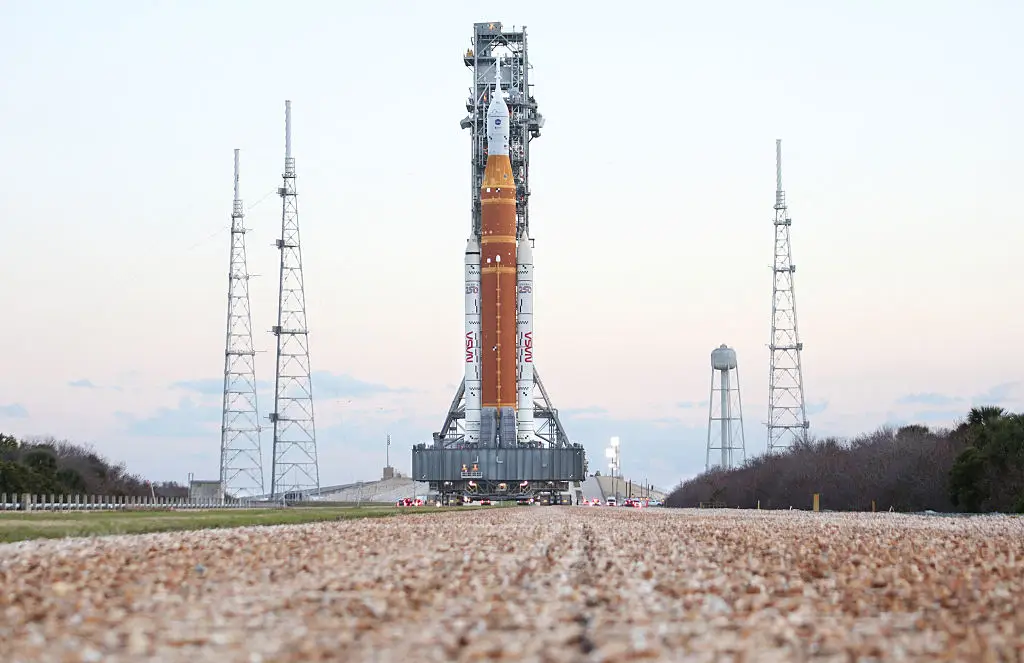 The rocket is nearly ready to go (Gregg Newton / AFP via Getty Images)