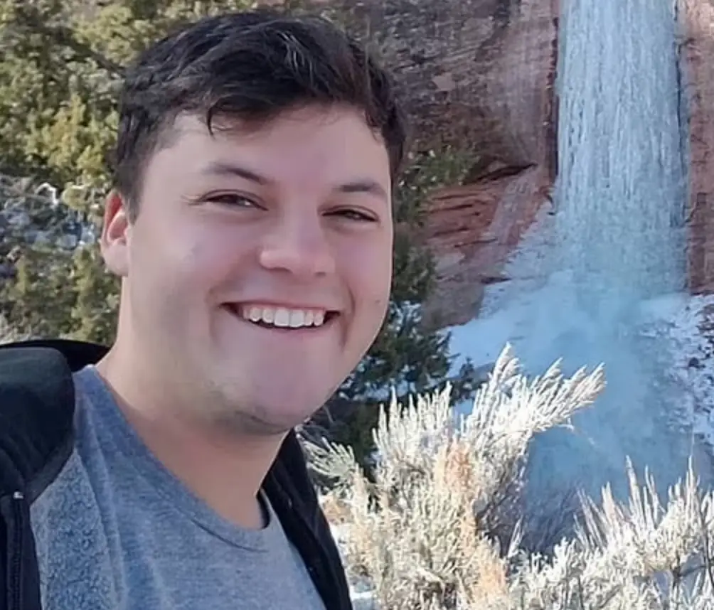 Meteorologist Edgar McGregor, 24, has been praised for warning Altadena residents about the LA fires (Instagram/edgarmcgregor)