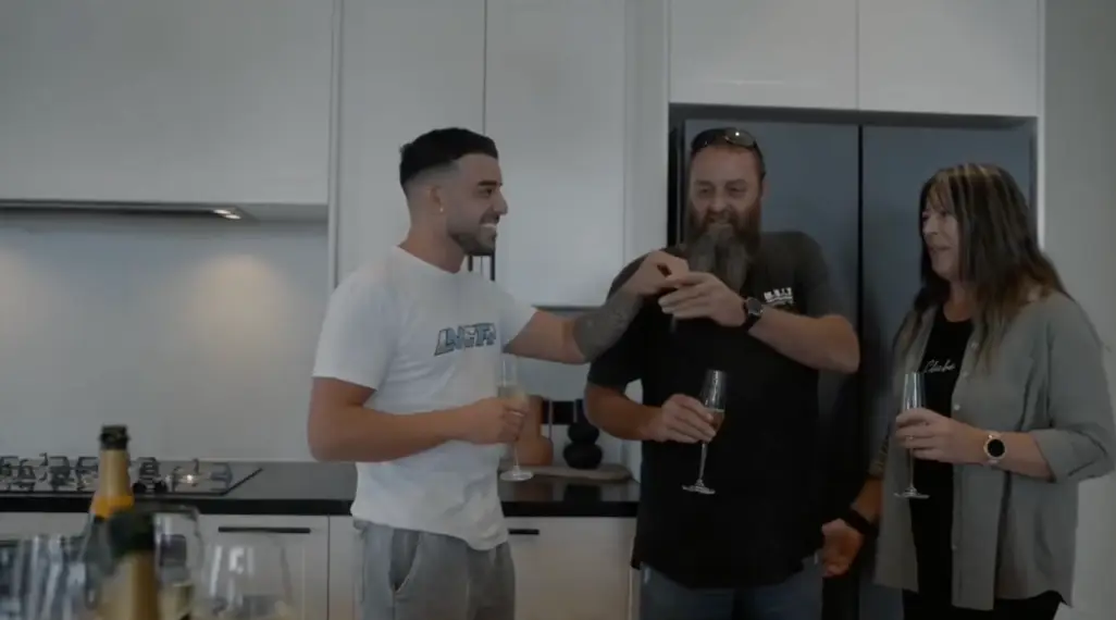 The moment the influencer handed over the keys to the house (LCMT+)