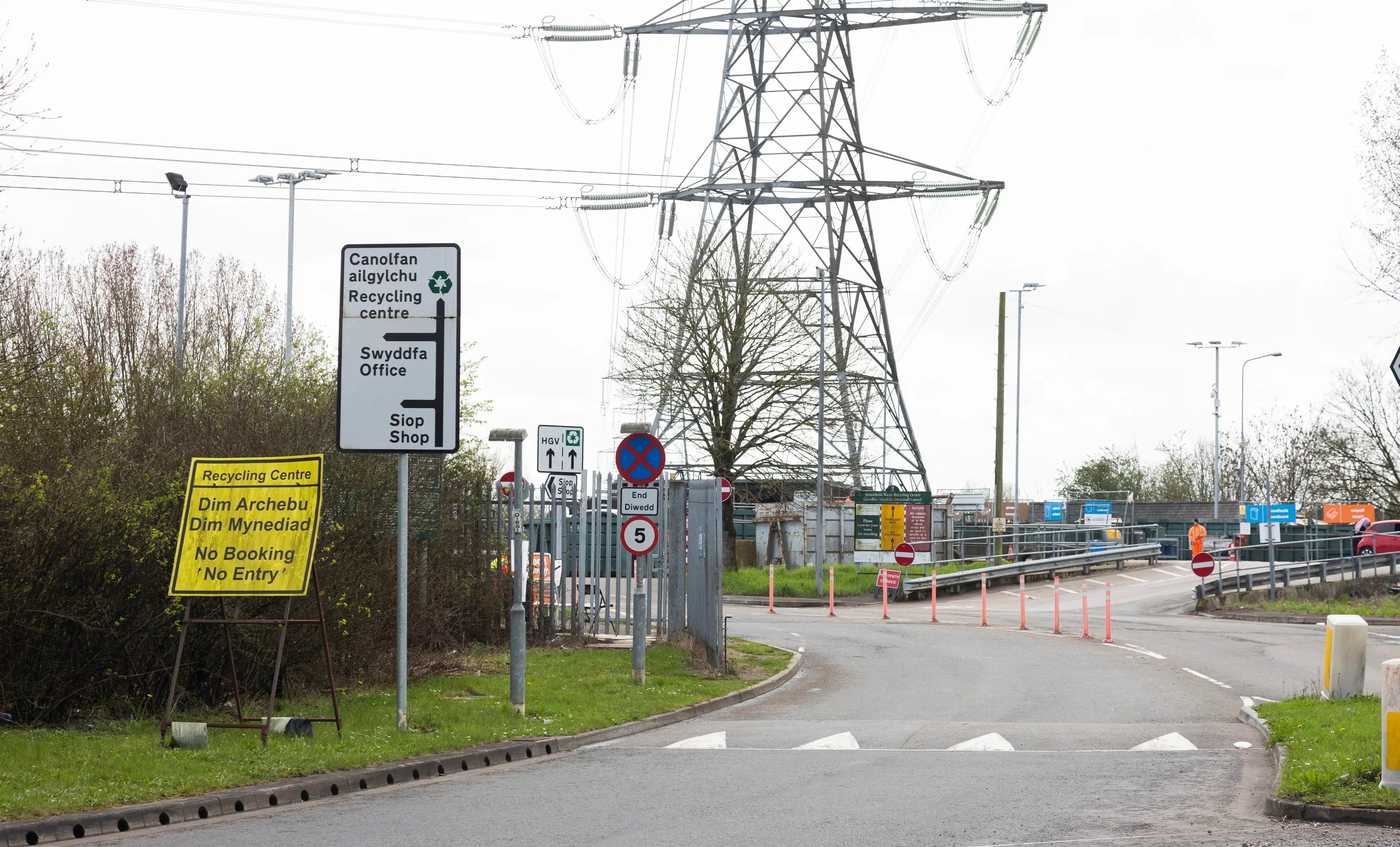 The tip in Newport, Wales where the hard drive is believed to be (SWNS)
