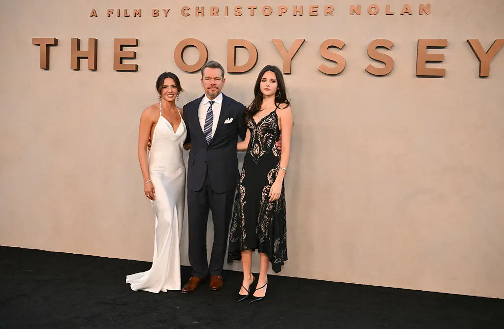 Matt Damon with his wife Luciana and daughter Isabella (ANGELA WEISS / AFP via Getty Images)