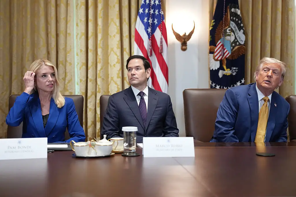 Trump pictured with Attorney General Pam Bondi (L) and Secretary of State Marco Rubio (Andrew Harnik/Getty Images)