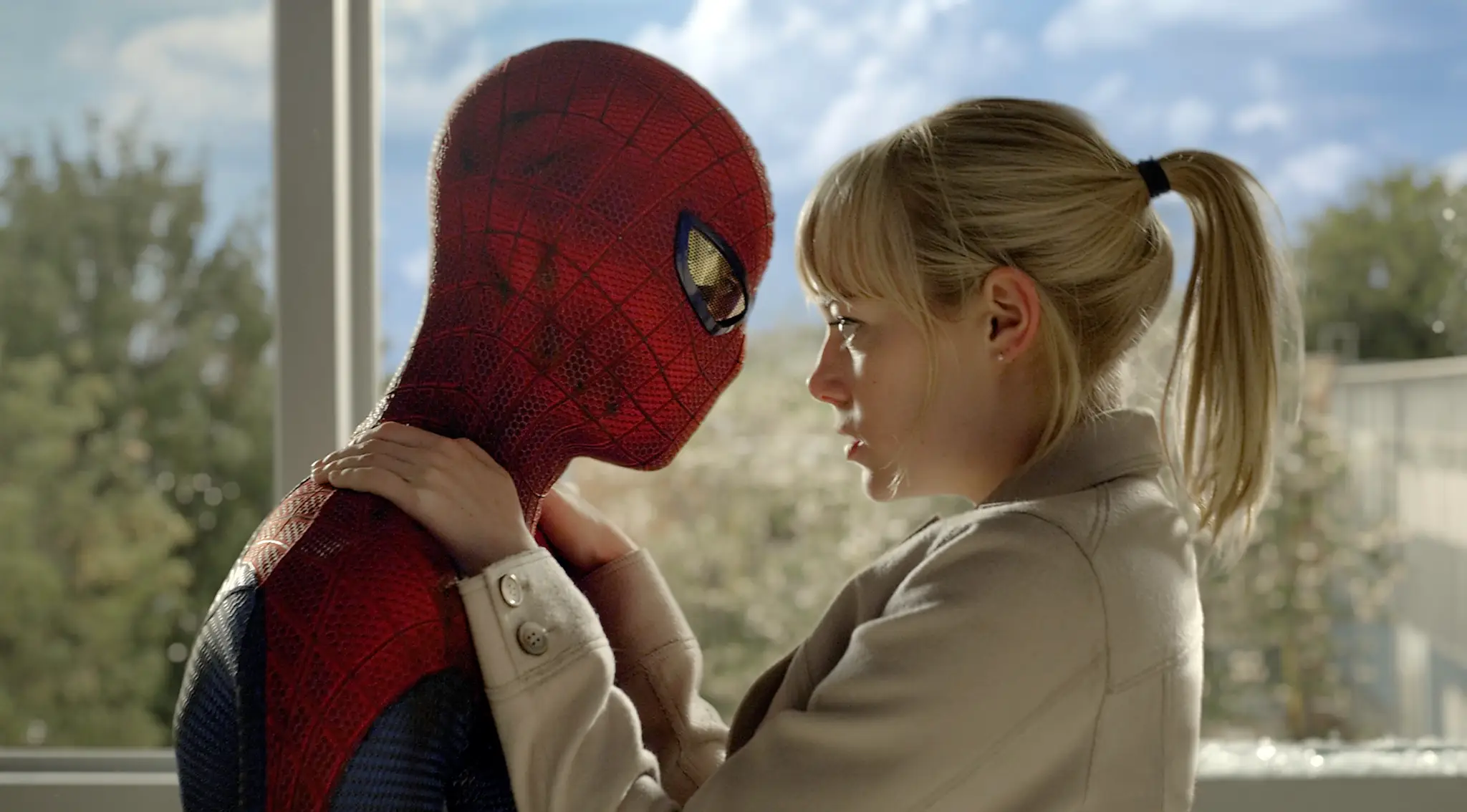 The actors carry the film, with 9 Oscar nominations between the pair of them (7 of which are Emma's), but the material doesn't deliver (Sony)