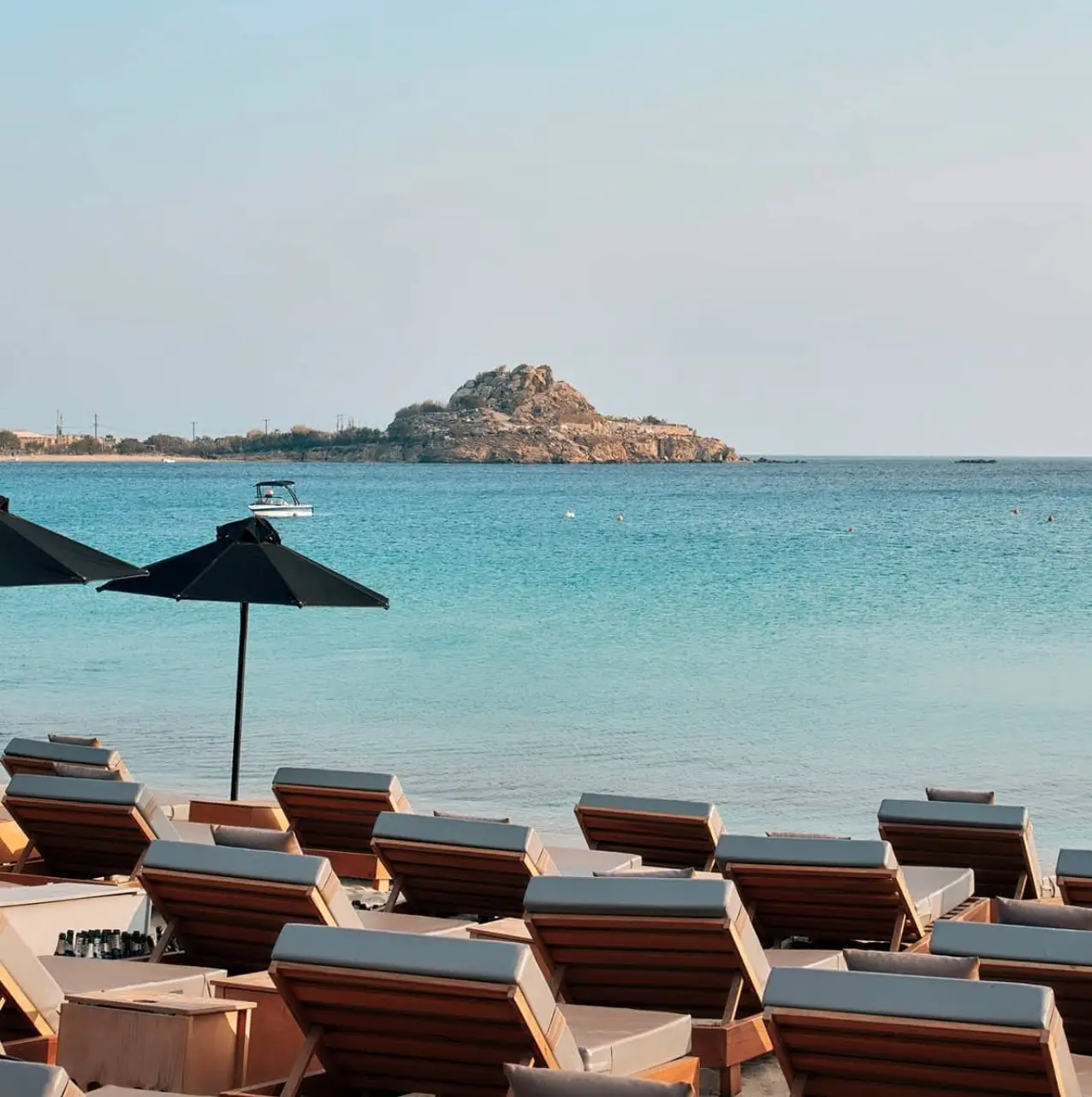 The swanky restaurant has been called out before.