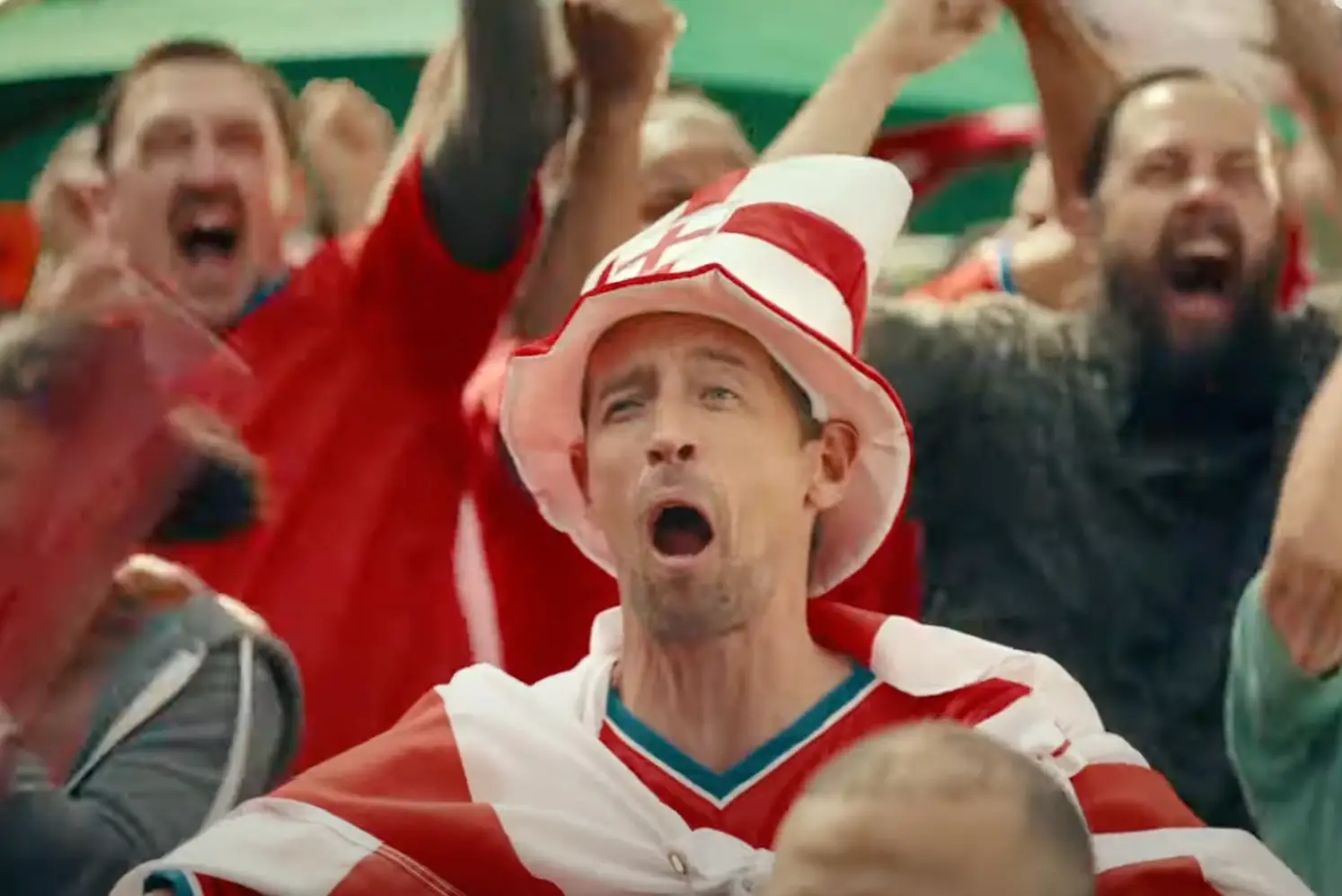 Peter Crouch made an appearance in the ad. (YouTube/ Paddy Power)