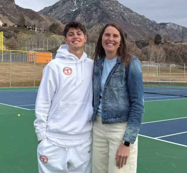 Levi pictured with his loving mum Amy (GoFundMe)