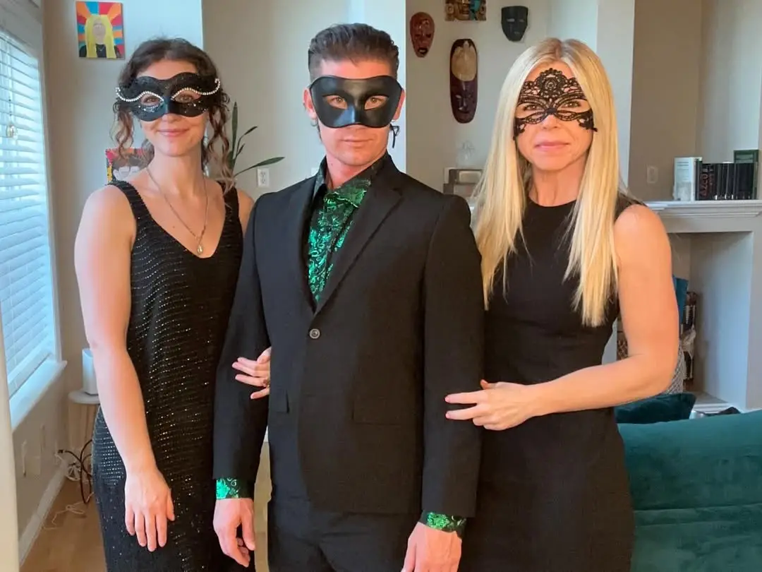 They share content on polyamory on social media. (Instagram/campthrouple)