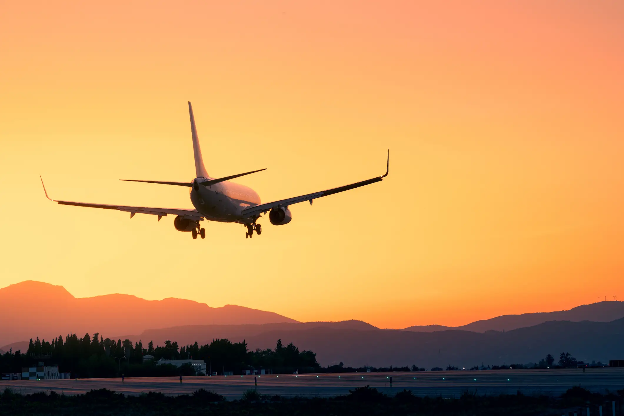 Should you get to the airport earlier or later? (Getty Stock Photo)