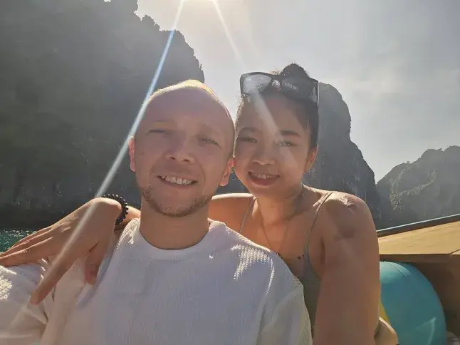 Kyle had been riding his motorbike to his wedding with Kannika Masasai when he crashed (Facebook)