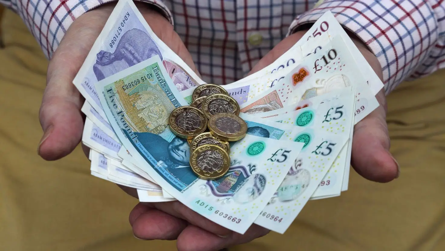 A financial expert has explained how opening an ISA could benefit you (Getty Stock Image)