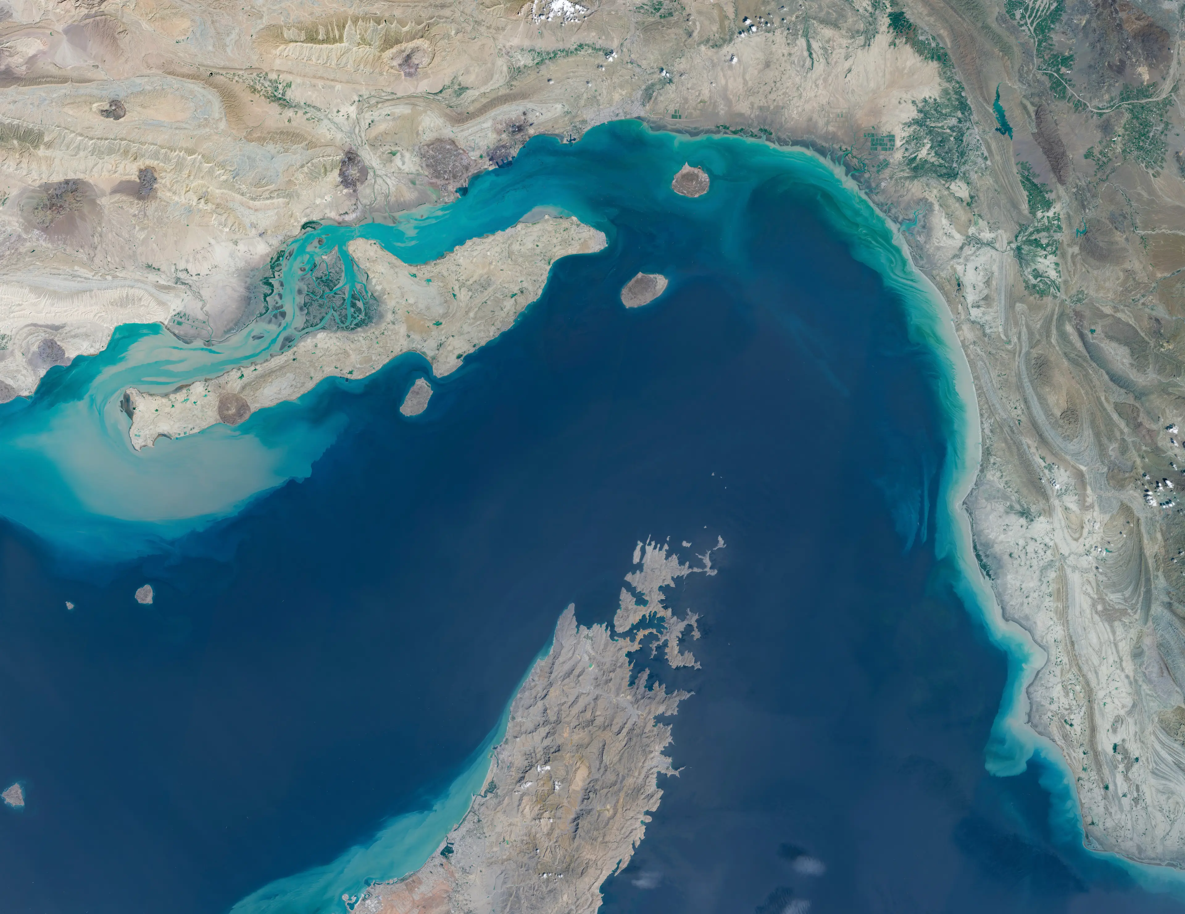 Trump has ordered the US Navy to 'shoot and kill' boats possibly laying mines in the Strait of Hormuz (maps4media/Getty Images)