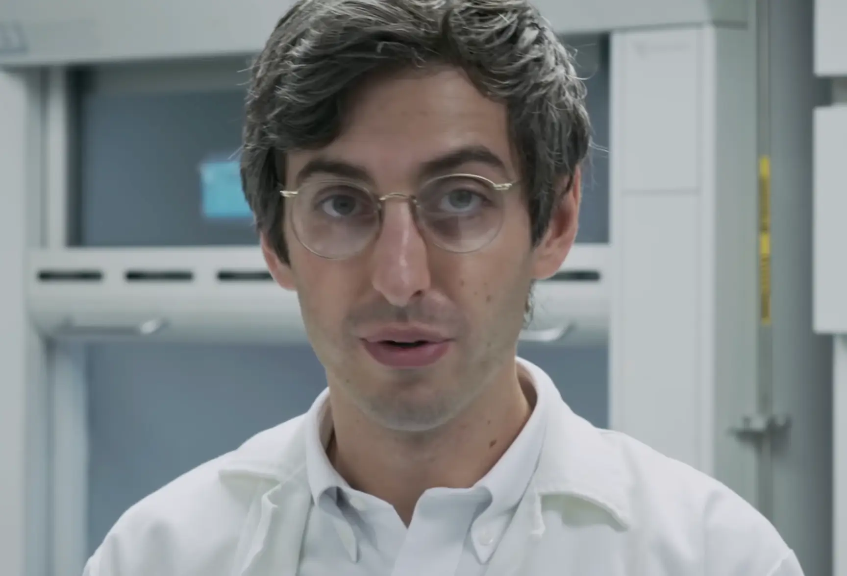 Researcher Hamilton Morris has recalled his eye-opening experience with 5-MeO-DMT (YouTube/Hamilton Morris)