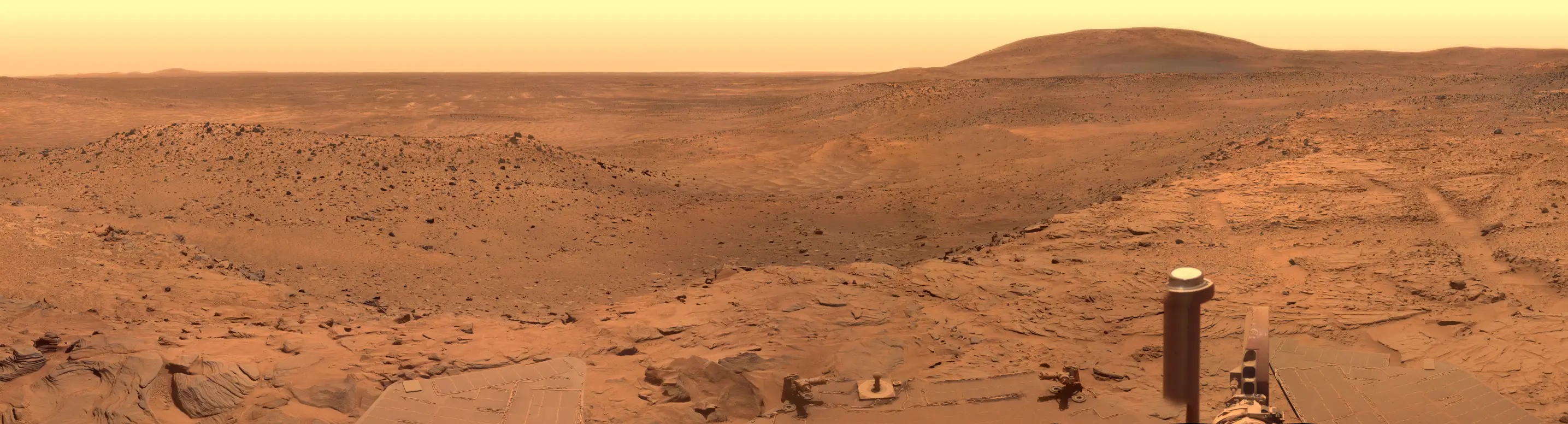 Here is the full panorama captured by the rover (NASA/JPL-Caltech/Cornell University)