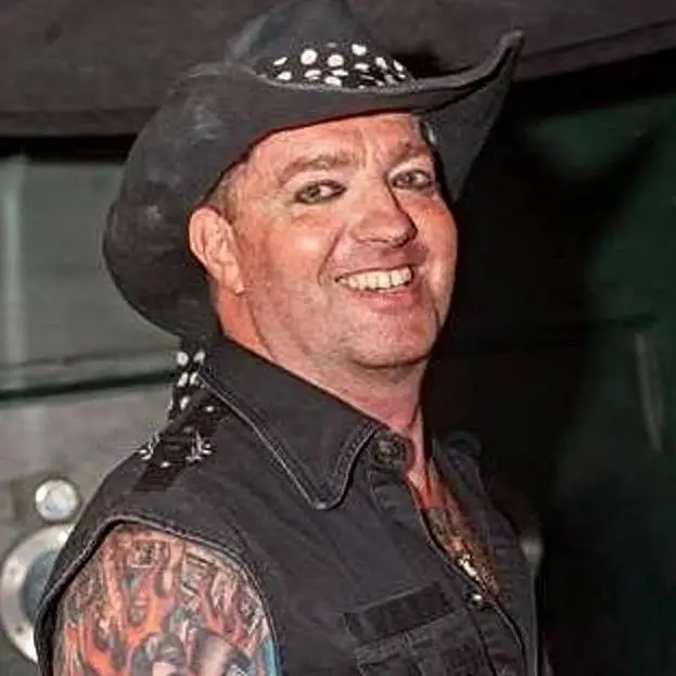 Warren says he knows what he saw.