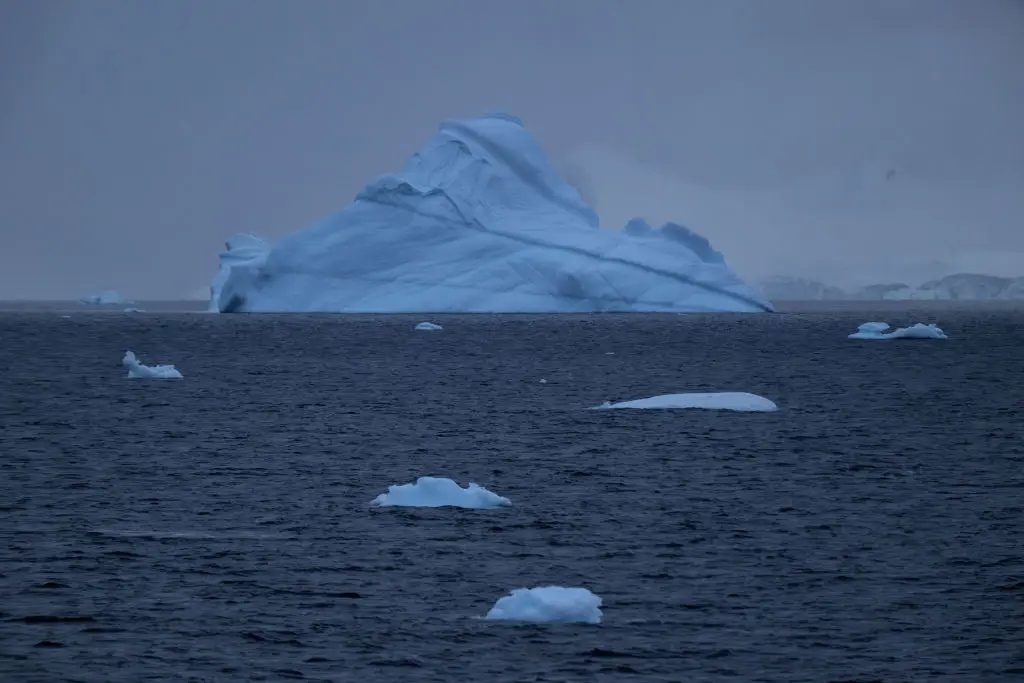 Melting icebergs have long posed a threat to rising sea levels (Cokun/Anadolu via Getty Images)