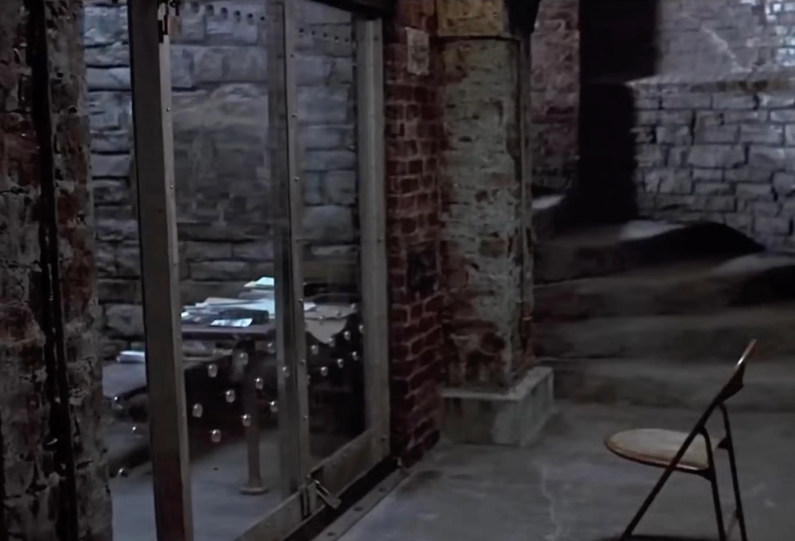 Many believed Maudsley was being kept in a Perspex box, similar to the one seen in The Silence of The Lambs (Amazon MGM Studios)