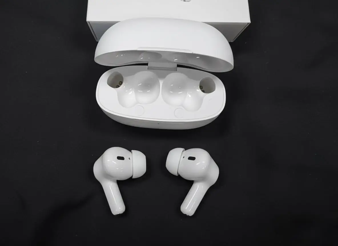 They boast an impressive 36-hour battery (Amazon reviews)