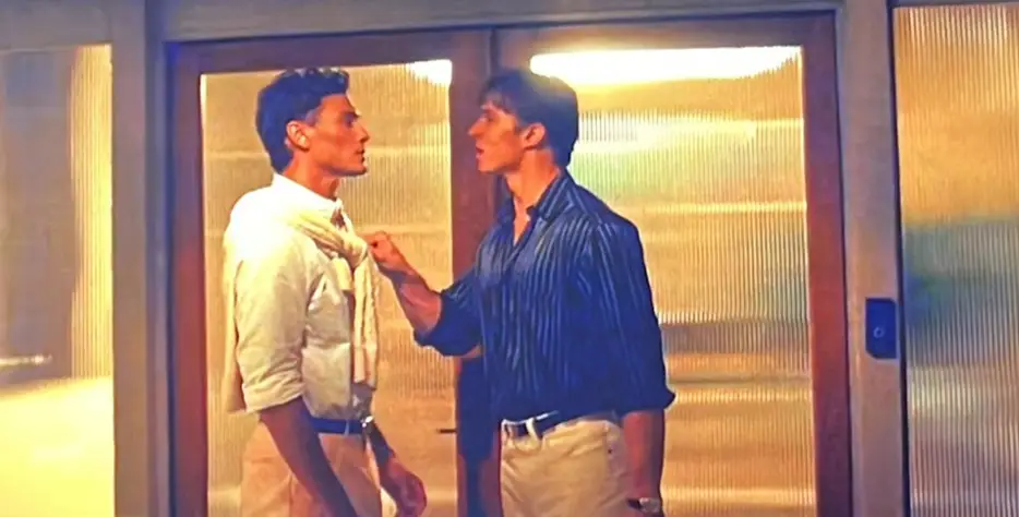 Not very 1980s. (Netflix)