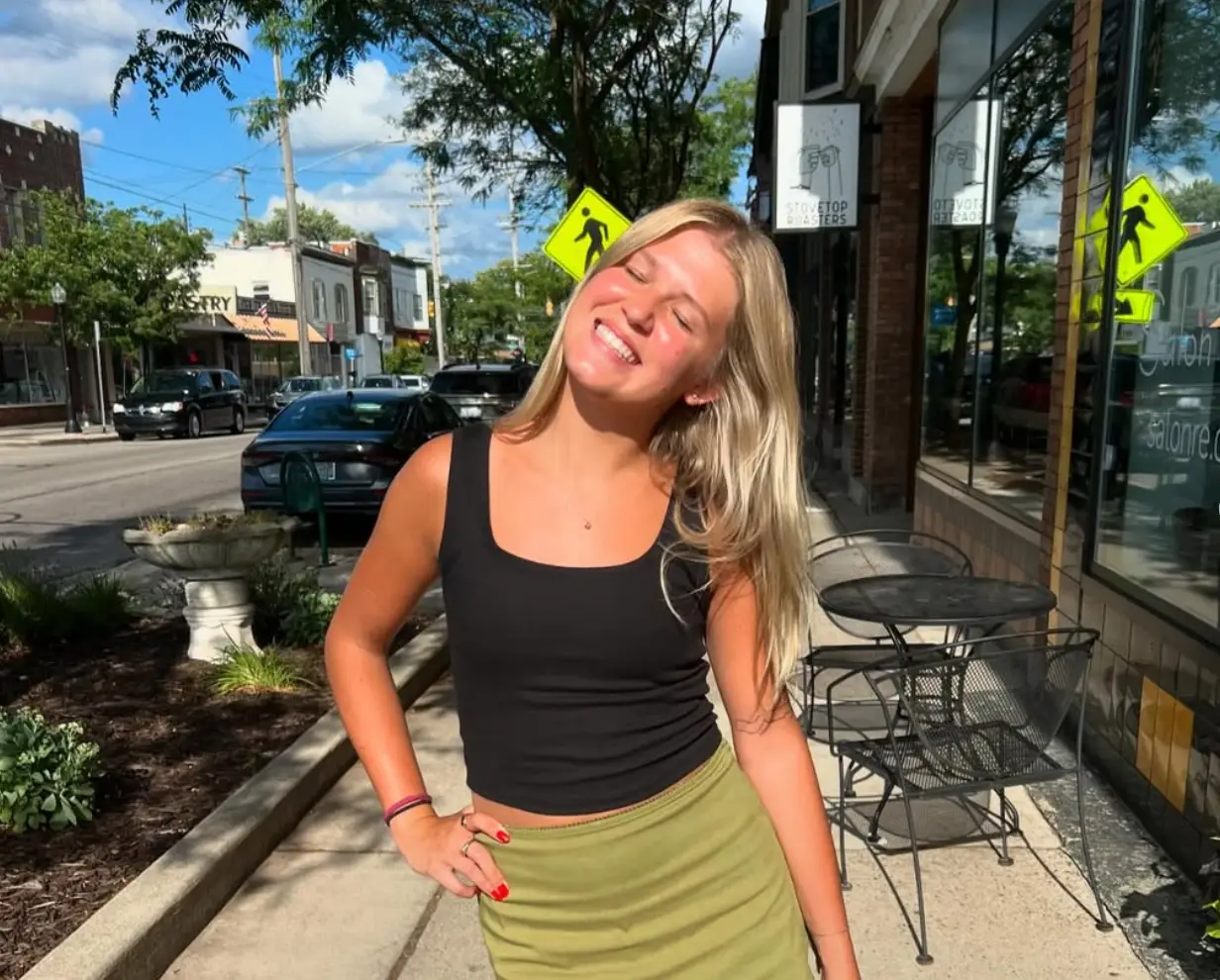 Collins has since stopped smoking weed and has spoken openly about it on social media (Instagram/sydnicollinsss)