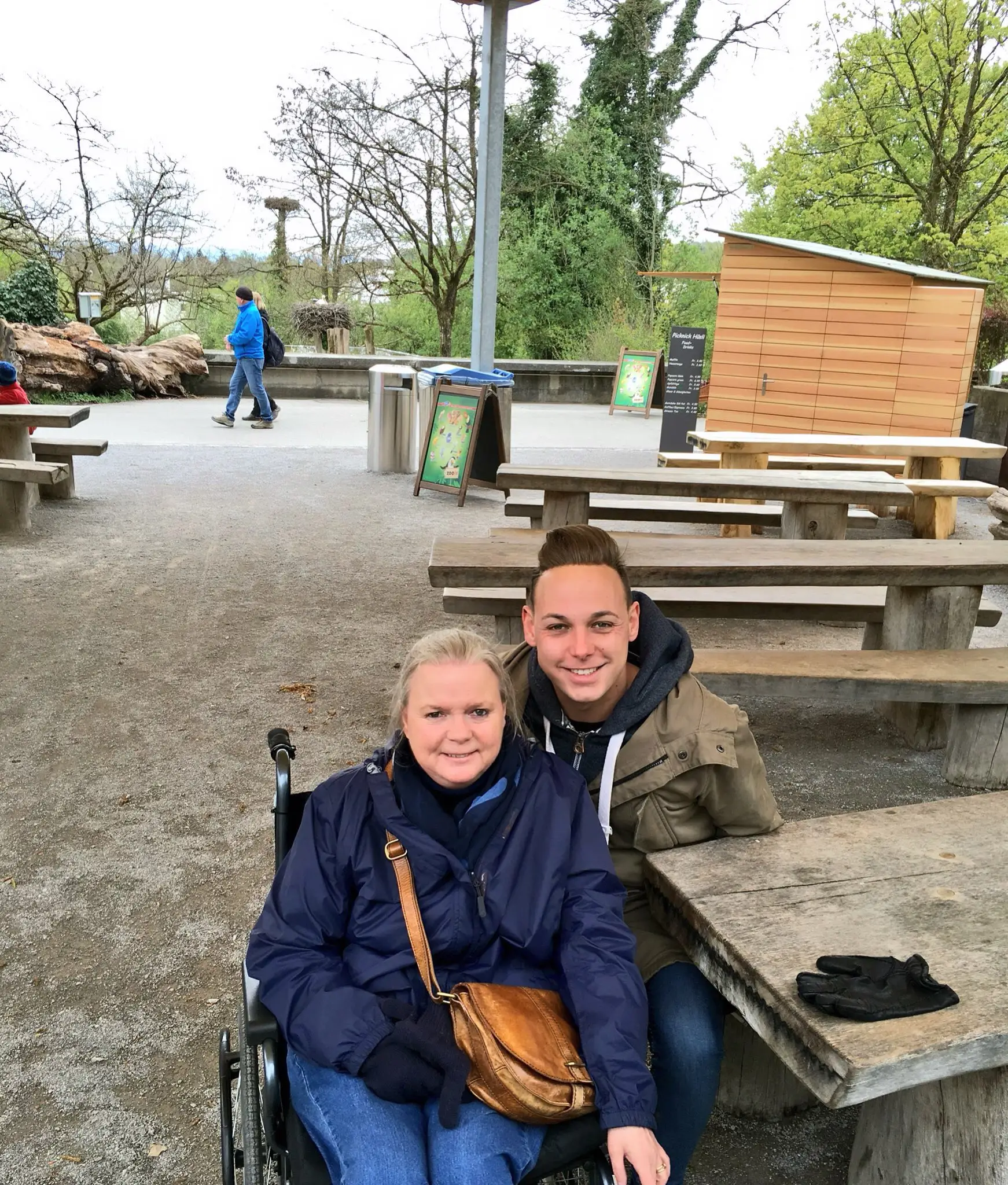Tom and his mum Susan, who told him in 2015 that she wanted to bring an end to her life. (Tom Beagley-Spicer)