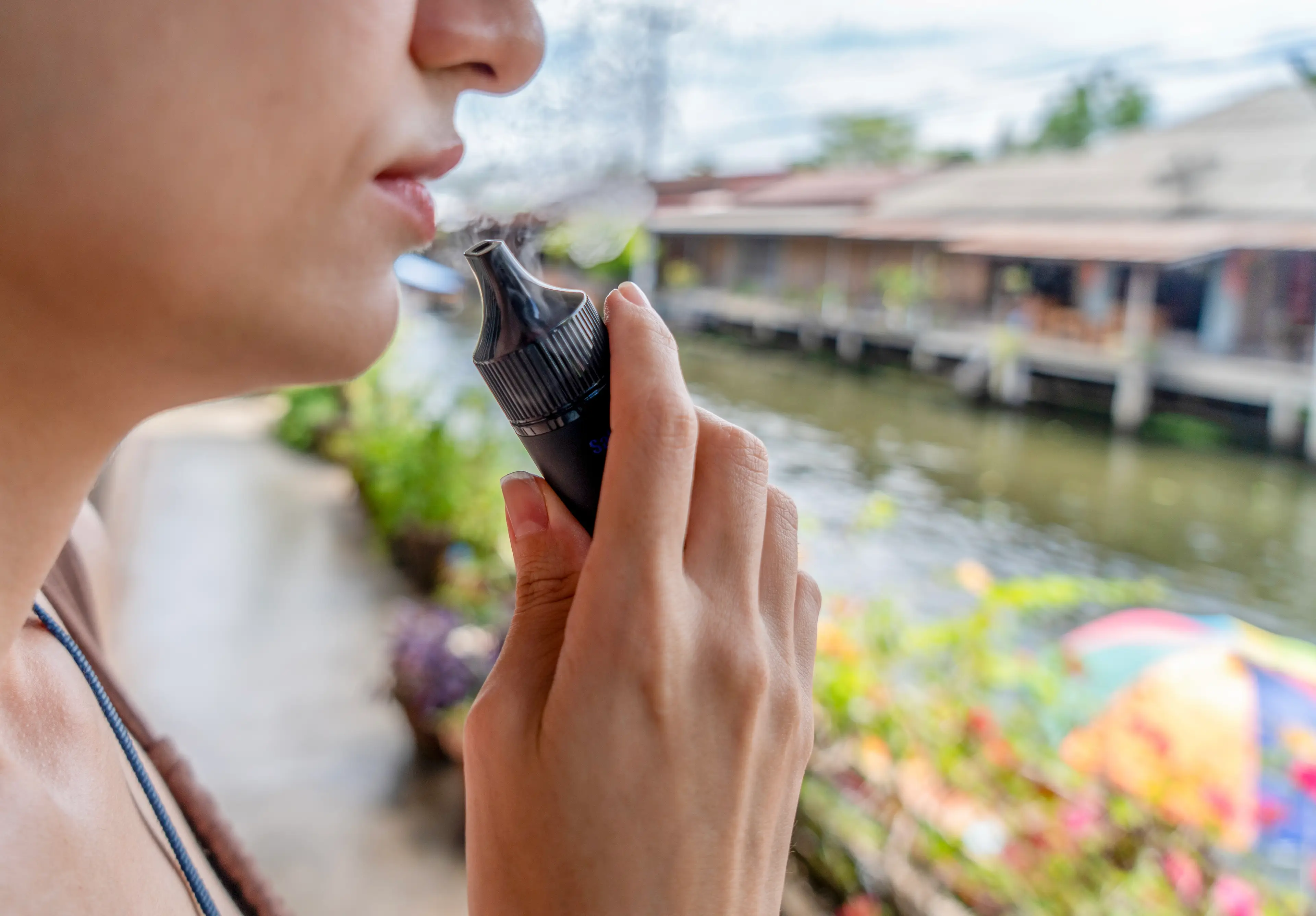 The TV star admitted she was previously puffing on her vape up to 160 times a day (Getty Stock Image)