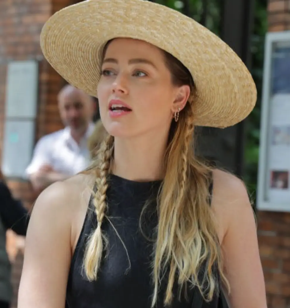 Amber Heard has reportedly responded to the news of Johnny Depp arriving in Spain (Europa Press Entertainment/Getty)