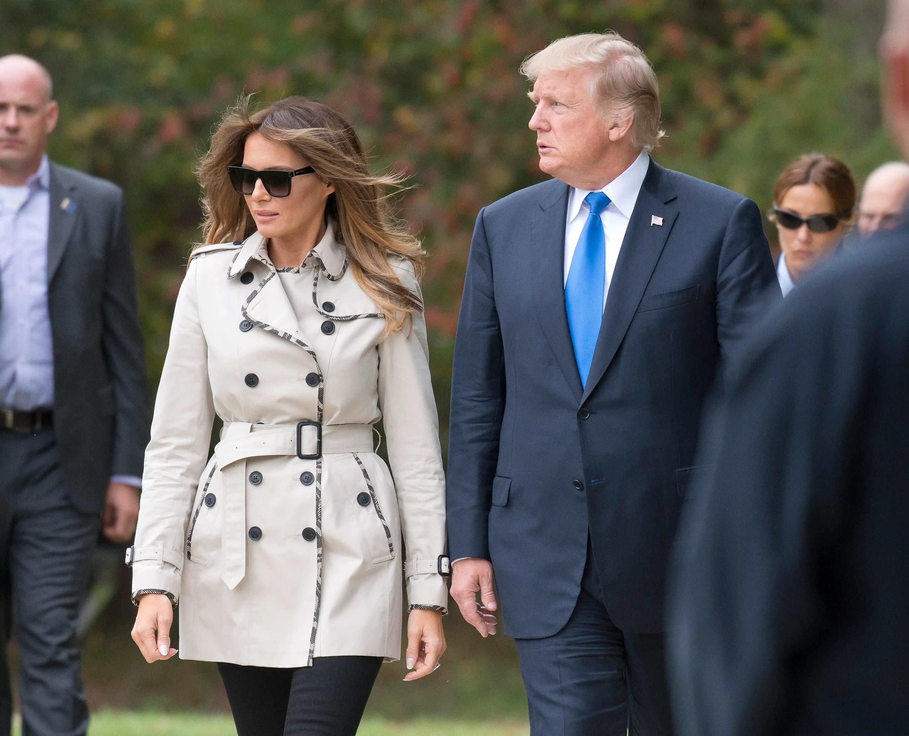 People believed big sunglasses = something to hide (Ron Sachs-Pool/Getty Images)