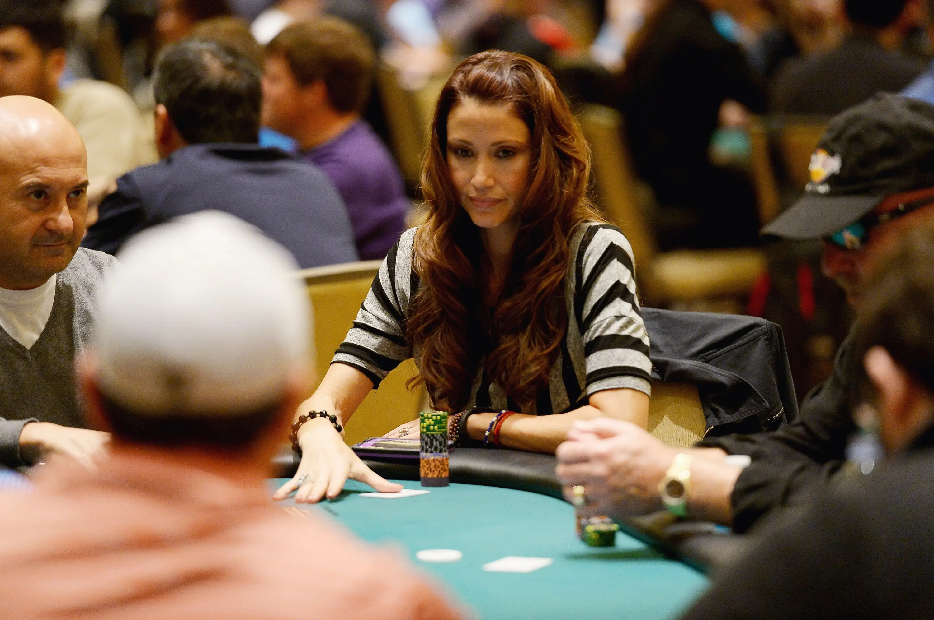 Shannon Elizabeth once won $125,000 in one tournament (Gustavo Caballero/Getty Images)