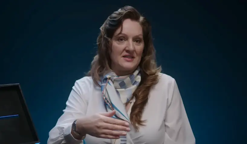 Former flight attendant Mandy Smith explained the reason in an interview with LADbible (LADbible)