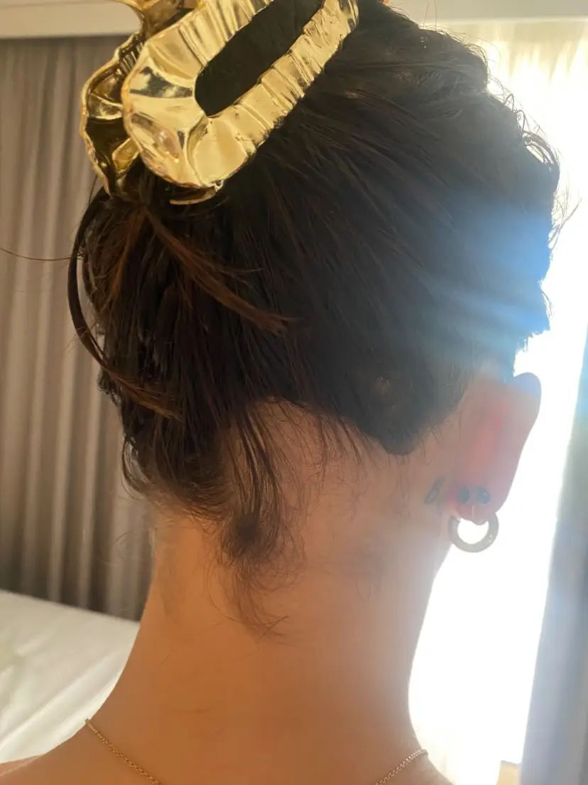 The back of Lauren's hair when her friend first noticed something was wrong (Supplied)