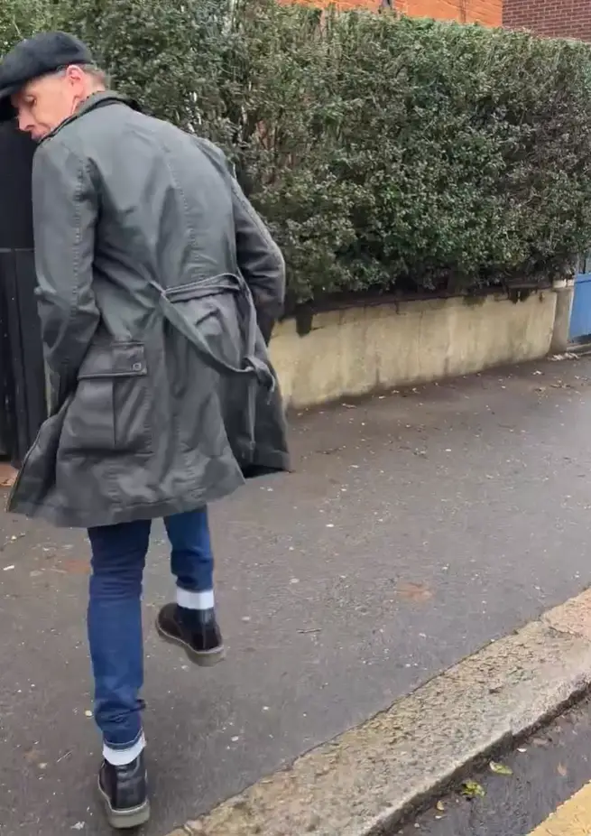 He even did the classic kerb trip. Who else fancies a rewatch of Shaun of the Dead? (Instagram/@simonpegg)