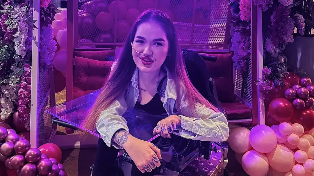 Instagram/@kartierrose