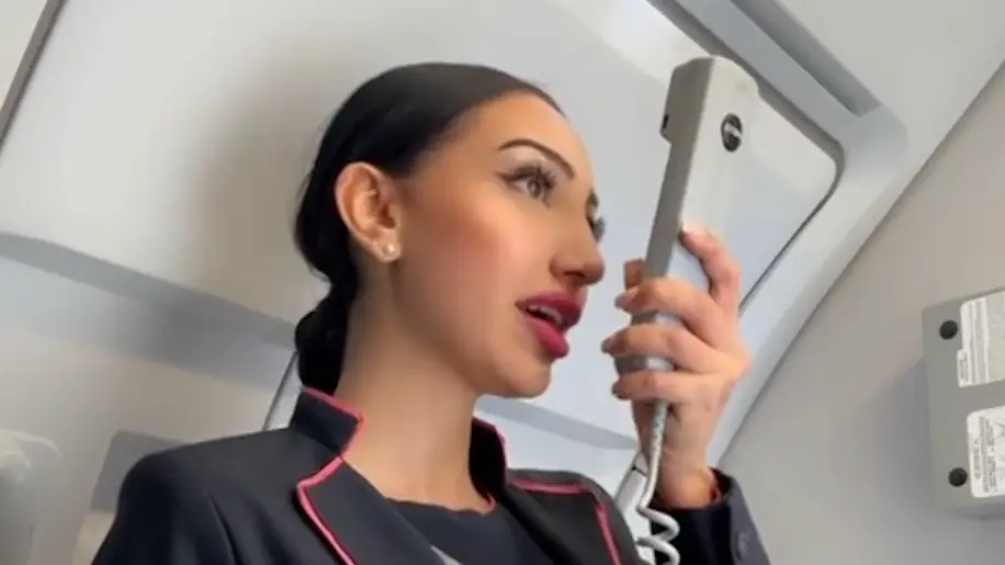 Flight attendant tells passengers real reason cabin crew say hello to you when you board plane