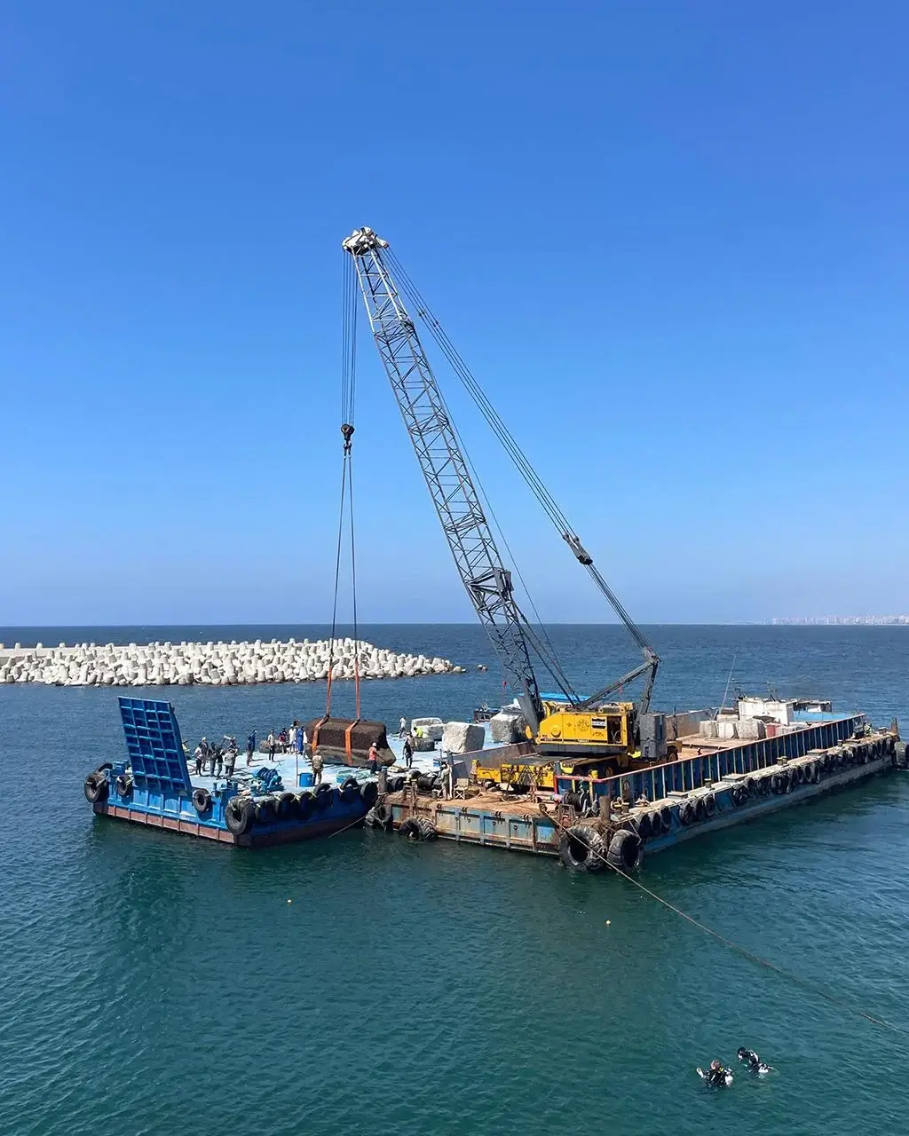 Archeologists recovered 22 huge blocks (GEDEON Programmes/CEAlex)