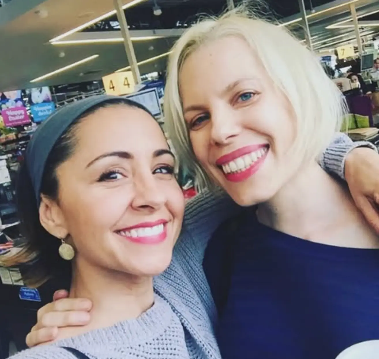 Molly would create the podcast Dying For Sex with close friend Nikki Boyer (Instagram/@nikkiboyer)