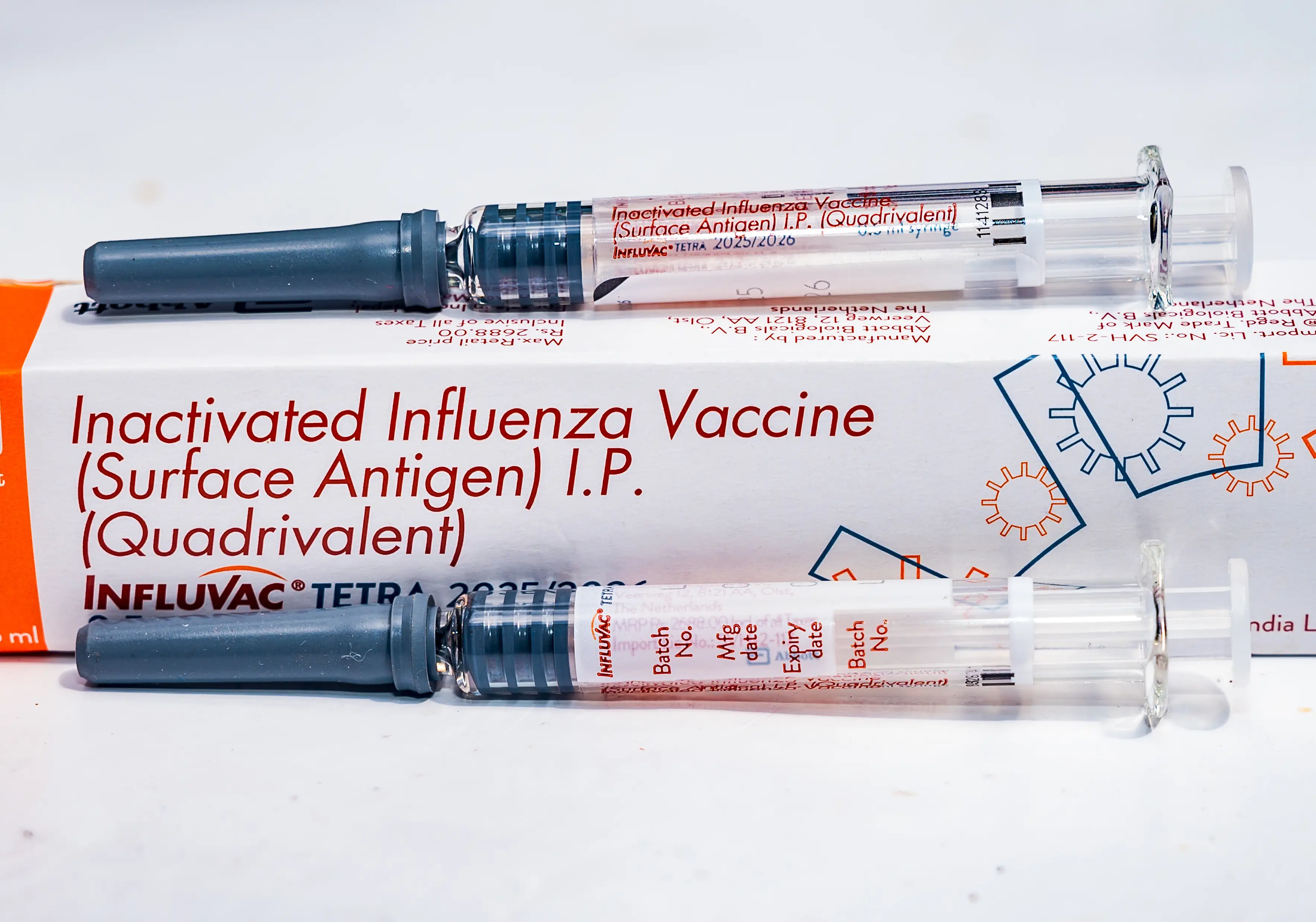 Anyone can get a flu vaccine (Soumyabrata Roy/NurPhoto via Getty Images)