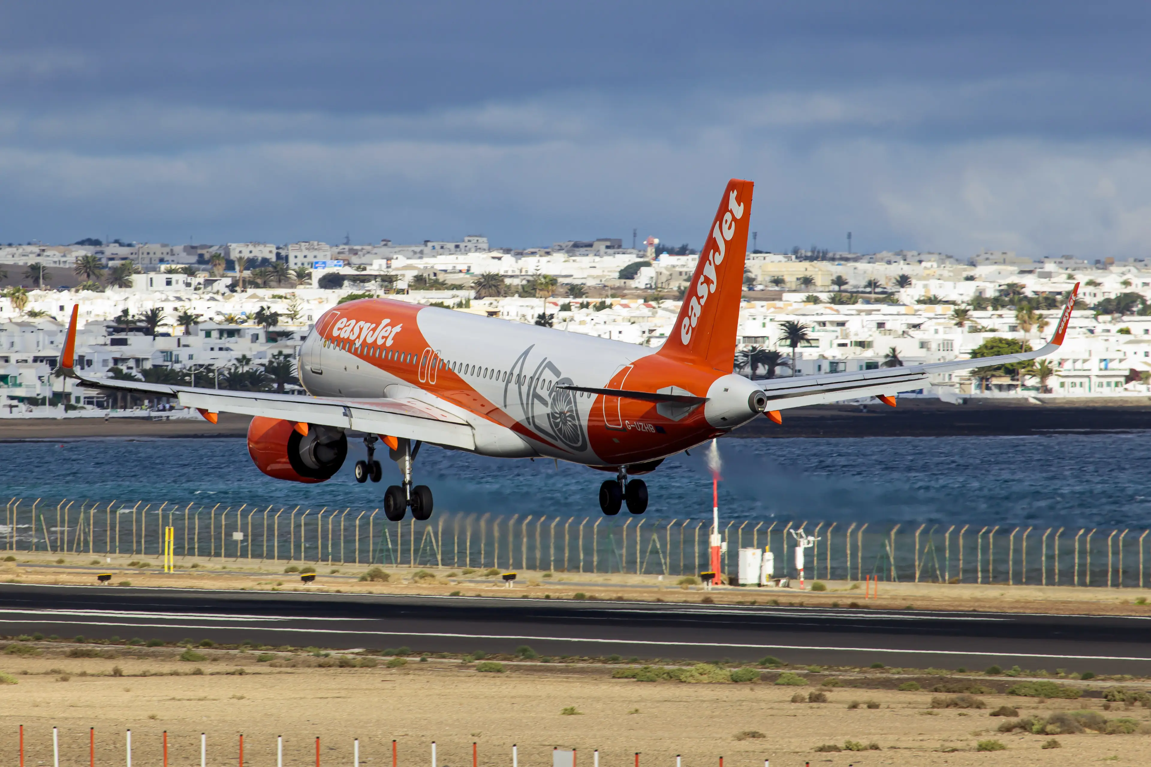 The emergency took place as the plane approached Lanzarote's airport (Fabrizio Gandolfo/SOPA Images/LightRocket via Getty Images)
