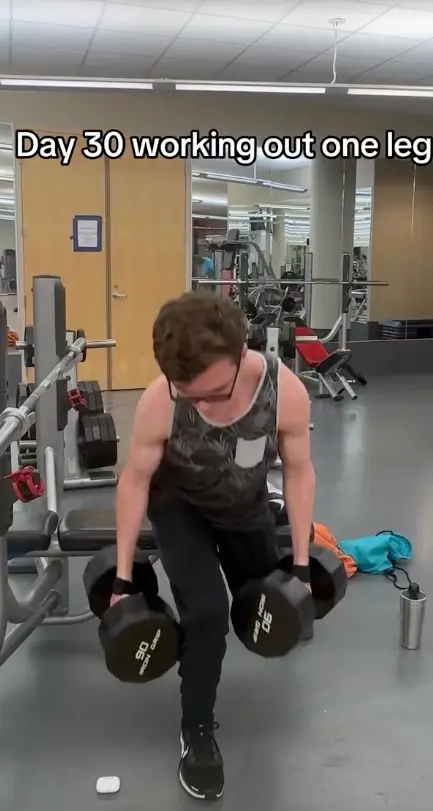 He is also attempting to do the same with his leg (Instagram/@thecrookedman10)