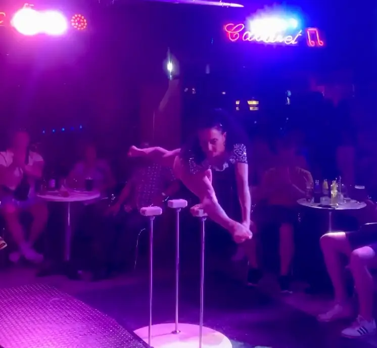 Sticky Vicky's daughter is continuing her mum's legacy (Instagram/@sticky_vicky_official)