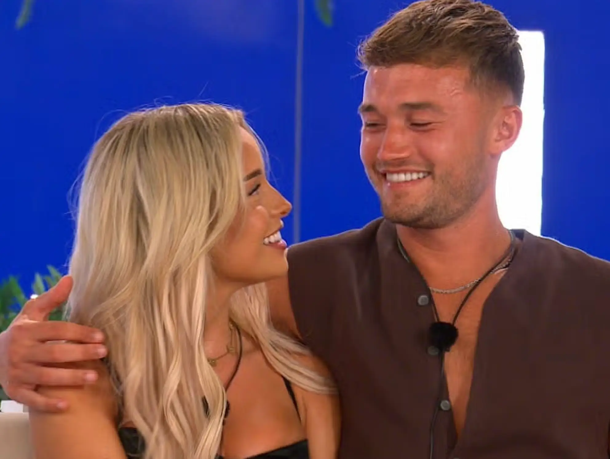 Ellie walked as Finley was dumped. (ITV)
