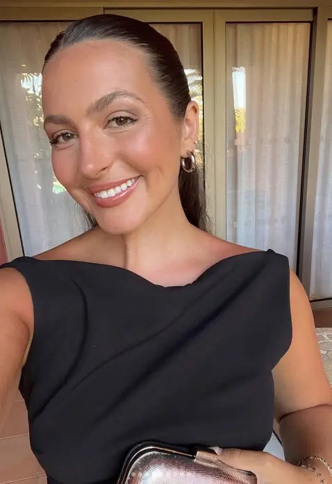 Hana went viral for taking part in the 'damp lifestyle' drinking trend on TikTok in 2022 (Instagram/@hana.elson)