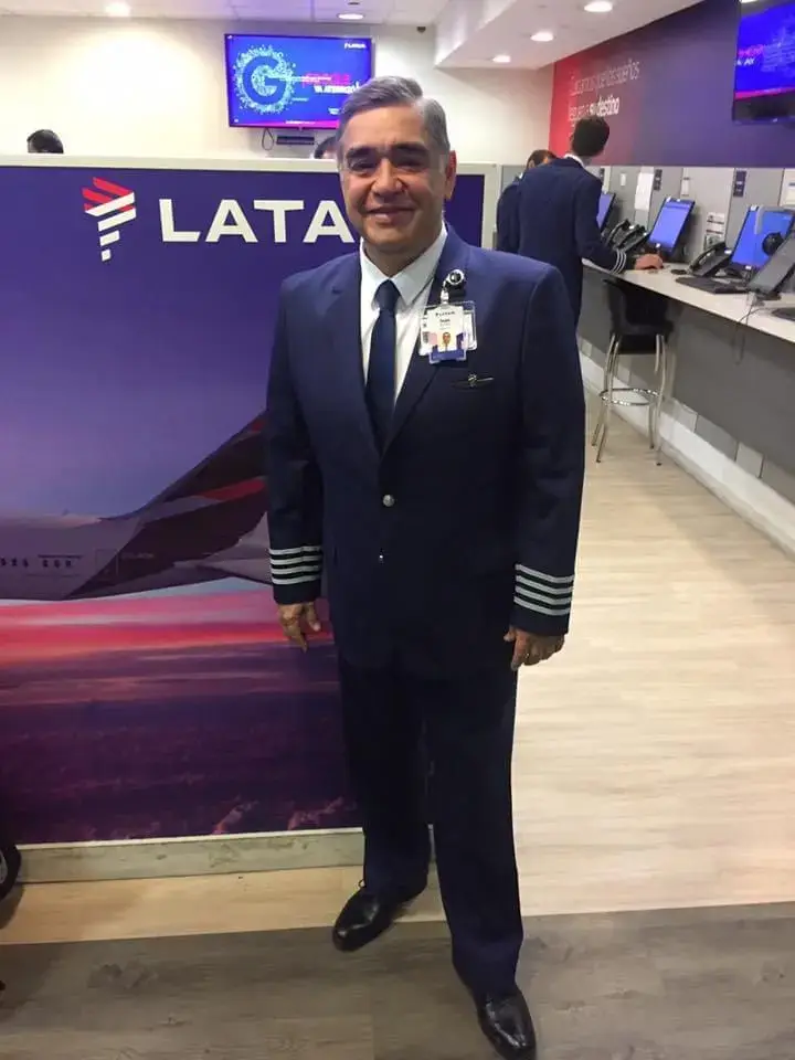 Pilot Iván Andaur died after suddenly becoming ill on the flight.
