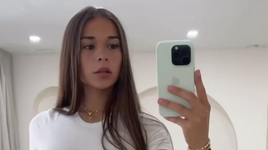 Instagram/@sophieraiin