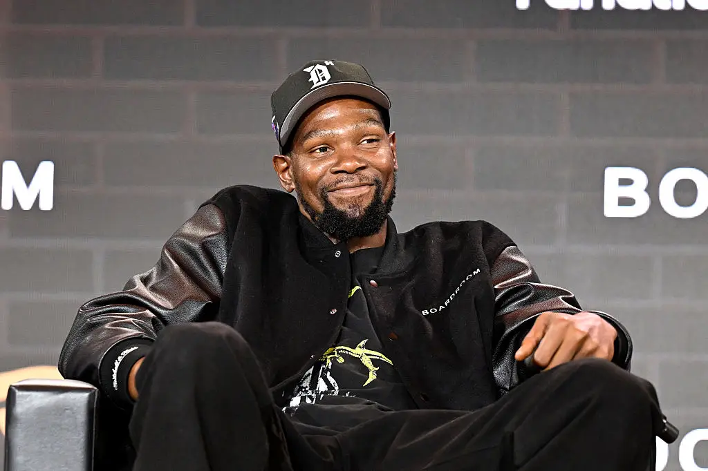 Kevin Durant is a very wealthy man (Slaven Vlasic/Getty Images)
