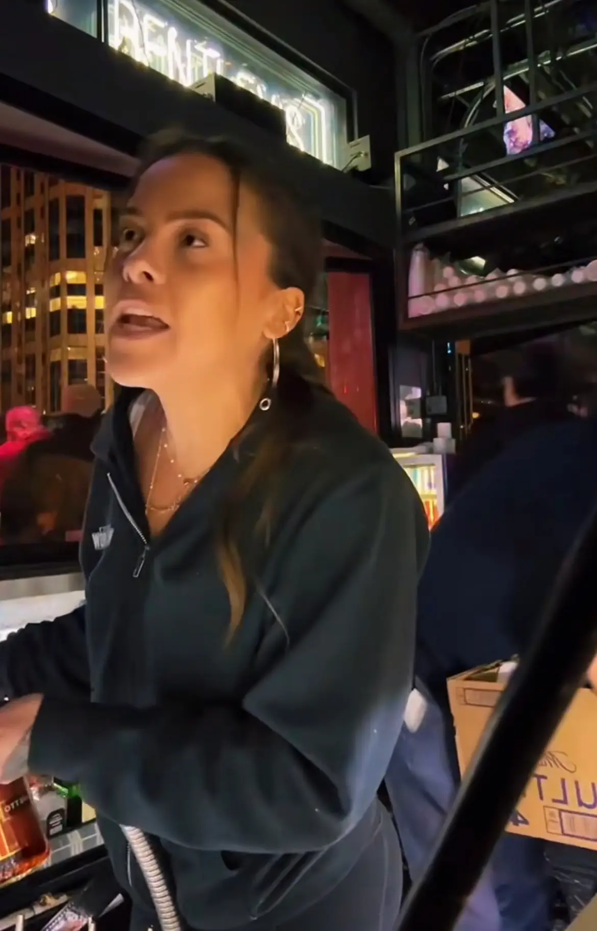 Jemima explained to the customer that asking for "no ice" didn't mean they were getting more booze.