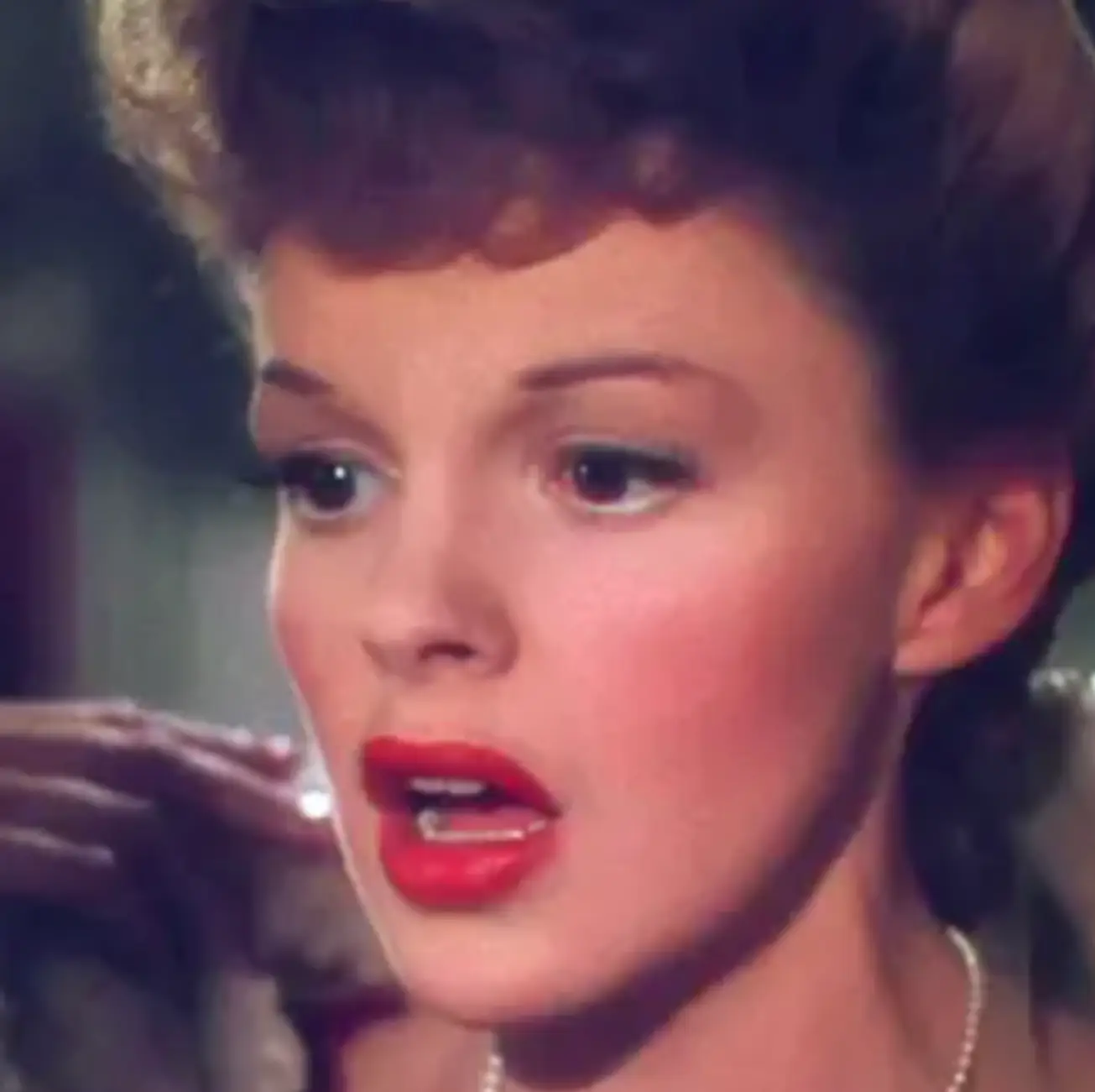 Judy Garland in Meet Me in St Louis.