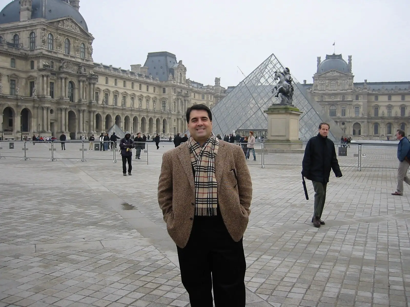 Gregory Cole weighed 19 stone at his heaviest.